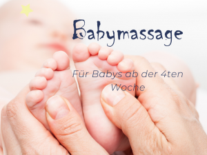 Liebevolle Hände massieren einem Baby die Füße